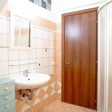 Elegante Per 4 A Due Passi Dalla Apartment Nettuno